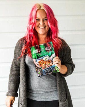 Boken Allt i ett-rätter – Lättlagat i panna, plåt, form och gryta av Madeleine Landley
